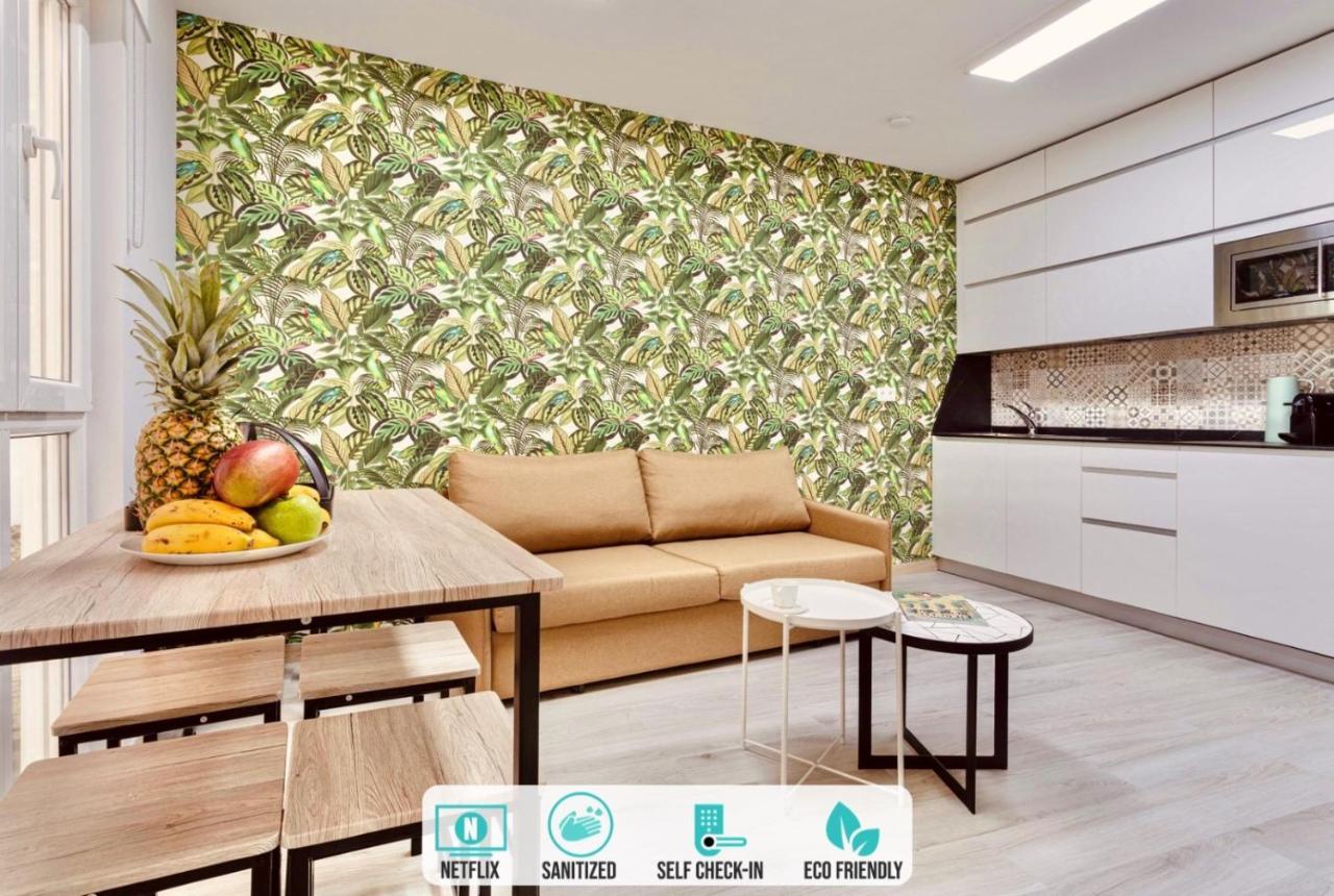 Downtown Plaza Apartment โอโกรูญา ภายนอก รูปภาพ